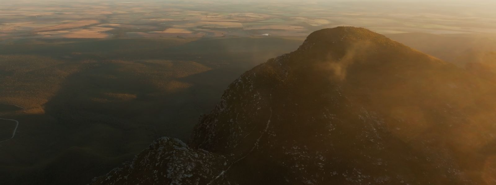 Altra on Bluff Knoll, still 2