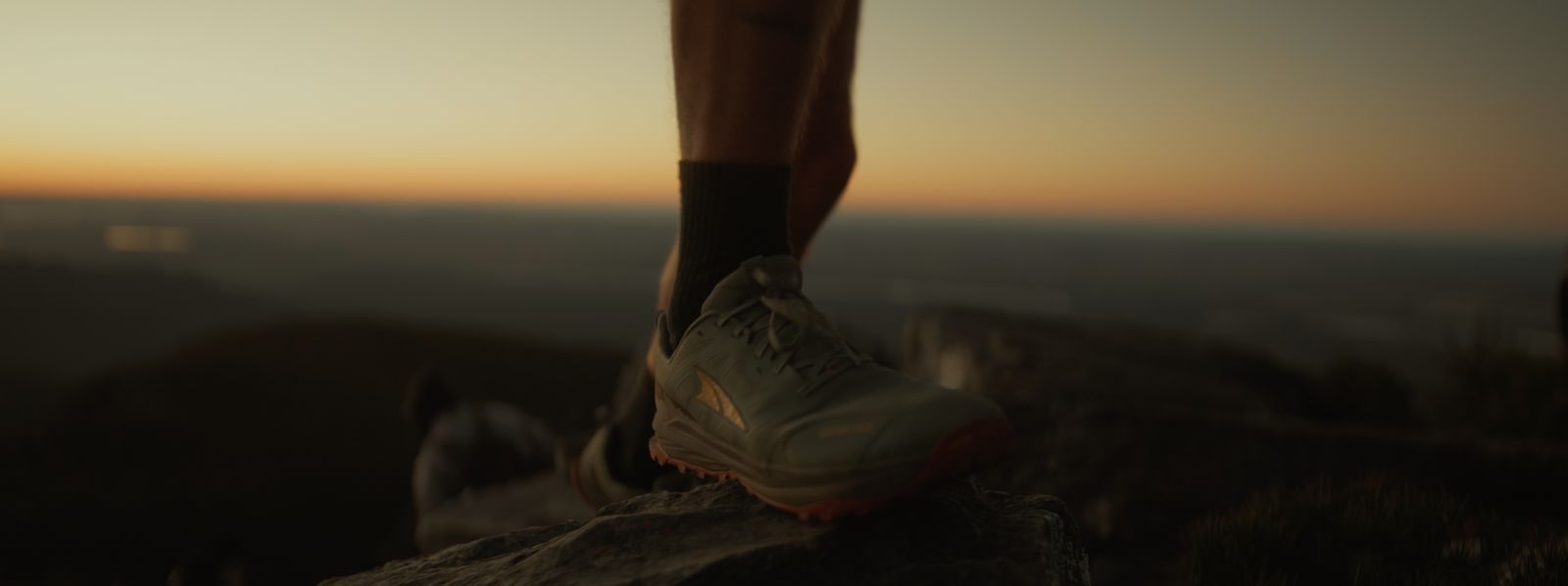 Altra on Bluff Knoll, still 5